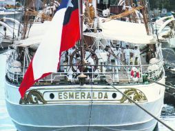 QUIETUD. Sobre aguas azul pastel se pasean las embarcaciones en torno a este bello destino.  /