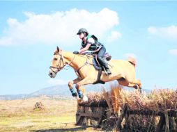 Persecución. Daniela Moguel se colocó en segundo lugar tras la prueba y le está pisando los talones a Carlos Cornejo.  /
