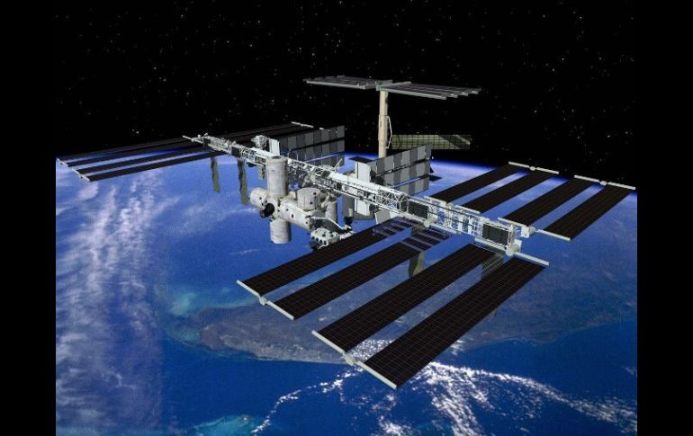 Un micrometeorito aparentemente fue la causa del daño a una batería de la EEI. NASA  /