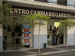 Cotizaciones del dólar y el euro. ARCHIVO  /