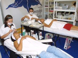 En la Expo Mujer pueden encontrase muchos servicios gratuitos de interés para el género femenino. ARCHIVO  /