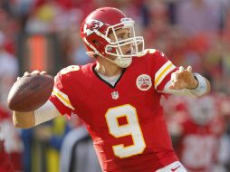 Brady Quinn llevó a una victoria a los Jefes luego de un momento amargó en su equipo. AP  /