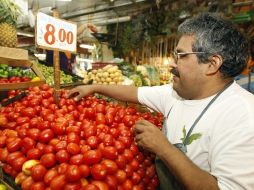 La inflación en México es casi cinco veces superior al promedio de la OCDE de 2.2 por ciento. ARCHIVO  /