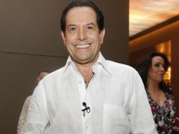 Juan José Origel estará a cargo de los espectáculos. ARCHIVO  /