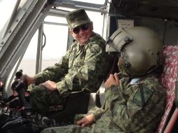 Los militares recorrieron con el niño las instalaciones, mostrándole sus actividades cotidianas y entrenamientos.  /