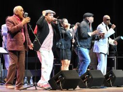 Los Van Van, durante la inauguración del Festival. NTX  /