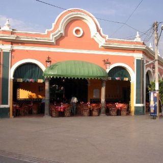 Proyecto de estacionamiento en Tlaquepaque sigue en pie