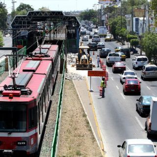 Se requieren dos líneas del Tren Ligero: Siteur