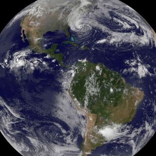 La NASA se vuelca en las redes sociales