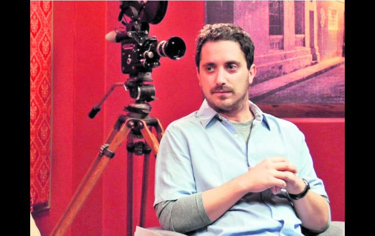 Canchas. El director chileno se mueve en cine y televisión, el balance ha sido positivo. ESPECIAL  /