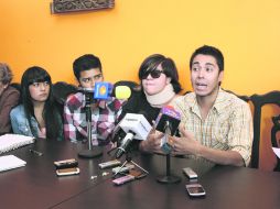 Siete de los liberados ofrecieron una rueda de prensa, junto con organizaciones civiles que los apoyan.  /