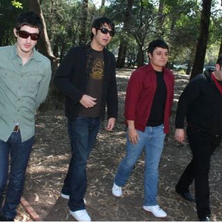 División Minúscula comparte sus nuevas canciones