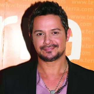 Alejandro Sanz actúa gratis para 18 países