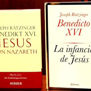 Libro del Papa compite con ''Cincuenta sombras de Grey''