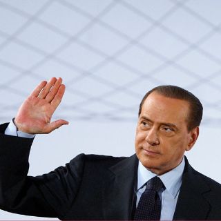 Berlusconi confirma su candidatura electoral en 2013