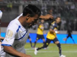 El primer partido de la final del Torneo de Apertura correrá a cargo del Olimpia y el Victoria. ARCHIVO  /