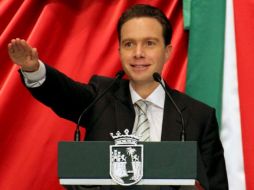 Manuel Velasco durante la Sesión Solemne de su toma de protesta como nuevo Gobernador del estado de Chiapas. EL UNIVERSAL  /