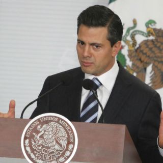 Peña Nieto felicita a Juan Manuel Márquez por victoria