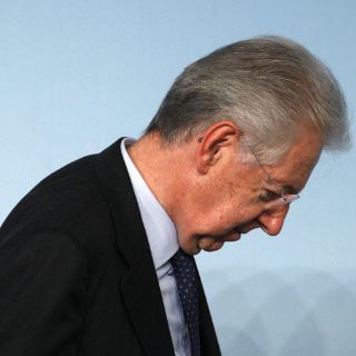 Dimisión de Monti deja incertidumbre en Italia