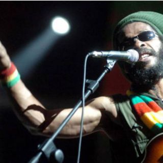 Easy All Stars fascina a cientos de jóvenes