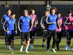 Los Blues durante una sesión de entrenamiento en Yokohama. AFP  /