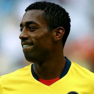 Se van cuatro de Necaxa, llega Robert de Pinho