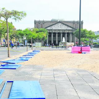 En lugar de Nacimiento, pista de hielo