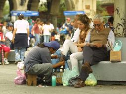 El INEGI incluye en su nueva medición de empleo informal a trabajadores que antes no se consideraban. ARCHIVO  /