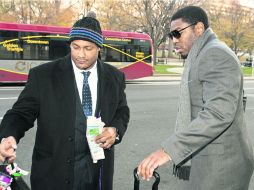 A su favor. Will Smith (izq.) y Jonathan Vilma son dos de los jugadores que habían sido sancionados. AP  /