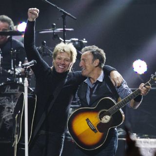 Los Stones, Springsteen y Nirvana brillan en el ''12-12-12''