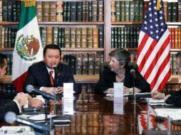 El titular de Segob, Miguel Ángel Osorio, se reunió con la secretaria de Seguridad Interna de EU, Janet Napolitano. EL UNIVERSAL  /