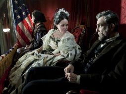 Sally Fields y Daniel Day-Lewis protagonizan el filme dirigido por Steven Spielberg, basado en el personaje histórico. AP  /