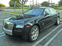 ROLLS ROYCE GHOST. La tradicional marca británica es un símbolo mundial de lujo, sofisticación y poder.  /