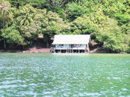 Movido. El viento sopla y deja un escenario perfecto para el surf.  /