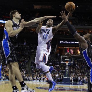 Davis y Afflalo apuntalan el triunfo de los Magic