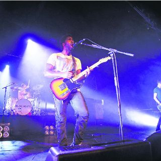 Bloc Party ''calienta'' la noche en el Teatro Estudio Cavaret