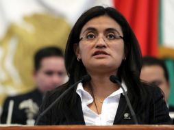 La diputada federal del PRD, Aleida Alavez, reiteró que seguirá buscando el compromiso de los diputados de la Cámara federal. ARCHIVO  /
