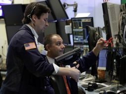 El Dow Jones sumo 115,11 puntos hasta 13.350,50 unidades. AP  /