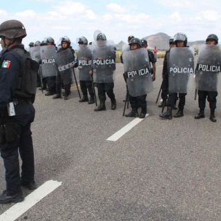 Aún no se ha evaluado a más de 40 mil policías en el país: diputado