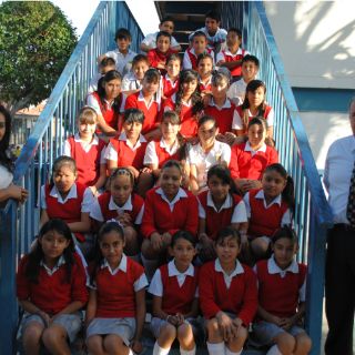 Ayayay que alegres van