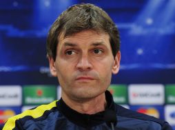 Pese a las reacciones, el Barcelona no ha emitido ningún comunicado sobre la salud del estratega. IMAGEN DE ARCHIVO DE AP  /