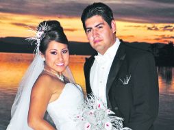 MATRIMONIO. Paola Robles y Jorge Alfredo Martínez.  /