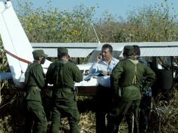 El ejército mexicano encontró 18 paquetes de cocaína. ARCHIVO  /