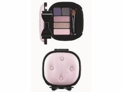 • Fabulousness es un juego de sombras con tres opciones para maquillar CORTESÍA  /