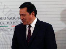 Osorio Chong inició una serie de reuniones con senadores para explicarles la nueva estrategia de seguridad pública. ARCHIVO  /