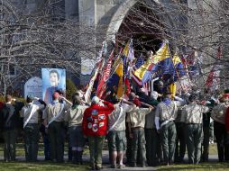 Tras la matanza, la población ha presionado al gobierno de EU para tomar medidas en la posesión de armas. AP  /