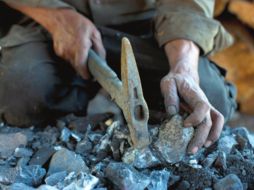 La minería ilegal deja hasta 6 MDP por semana al crimen organizado, de acuerdo con fuentes sindicales consultadas. CUARTOSCURO  /