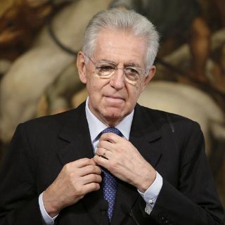 Primer ministro de Italia renuncia al cargo