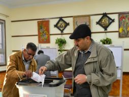 El referéndum se lleva a cabo en un contexto de grave crisis económica. XINHUA  /