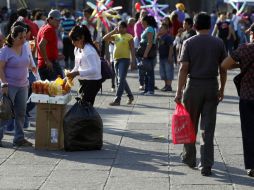El Centro tapatío fue un ''mar'' de gente por las calles.  /